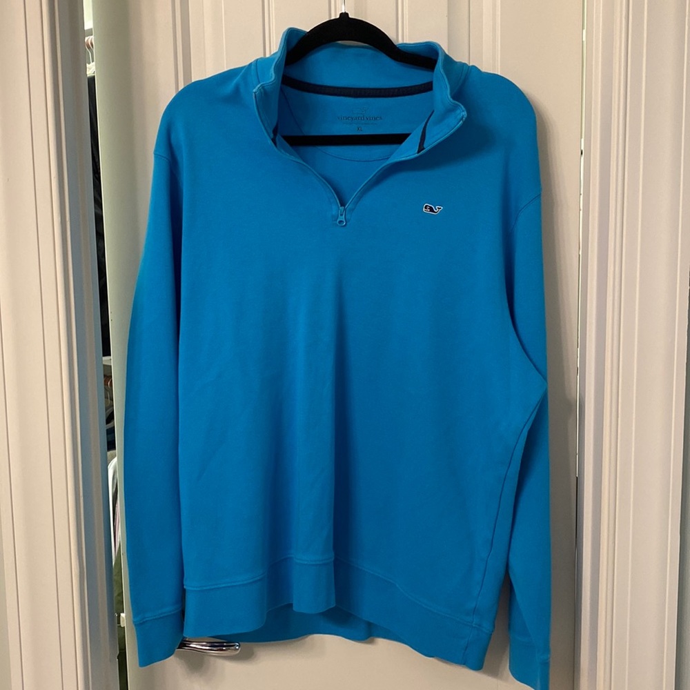 Blue Vineyard Vines quarter-zip unisex